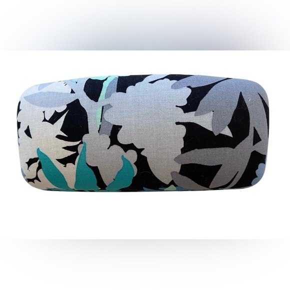 Vera Bradley Floral Patterned Sunglasses Case - Picture 1 of 2